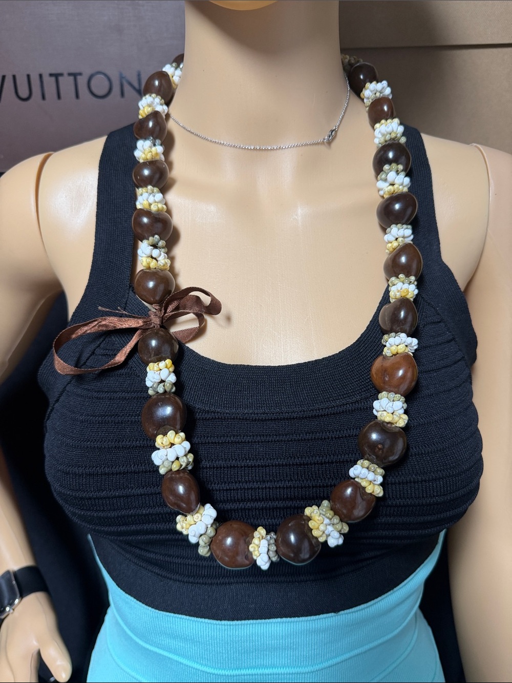 Brown Kukui Nuts & Seashells Hawaiian Leis (Unisex)